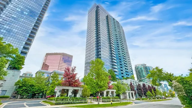 15 Greenview Ave Unit 2413