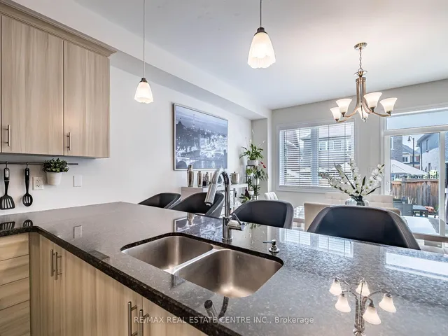 Additional image 18 of 36 Isle Royal Terr