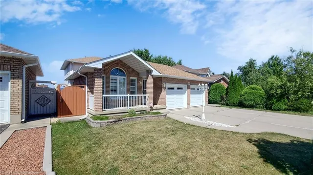 Additional image 2 of 183 Alderlea Ave