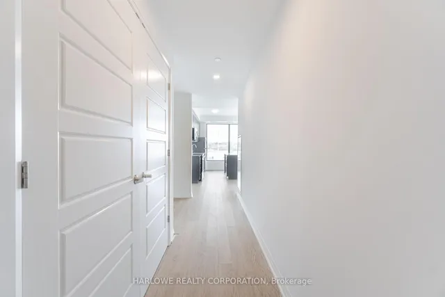 Additional image 15 of 3006 William Cutmore Blvd Unit 211