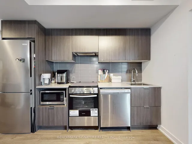 Additional image 16 of 395 Bloor St Unit 3705