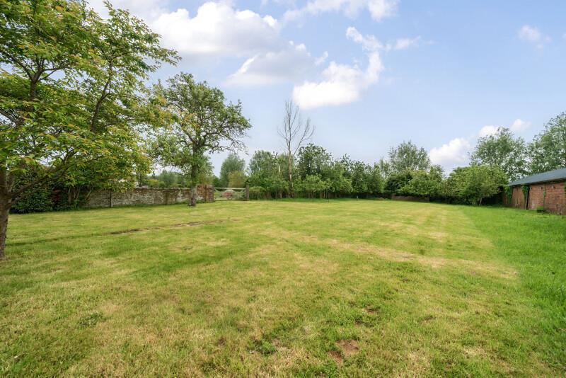 Additional image 35 of Hawkeridge Farm, Mill Lane, Hawkeridge