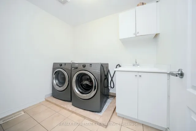 Additional image 45 of 180 Bonnie Braes Dr