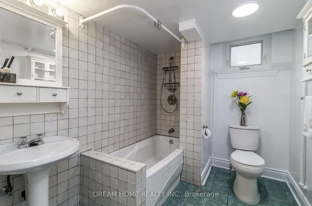 Additional image 30 of 37 Cliffside Dr