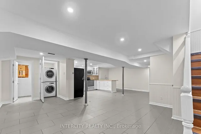 Additional image 38 of 3 Gervais Dr