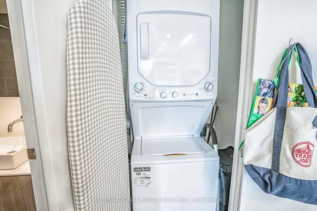 Additional image 30 of 159 Dundas St Unit 403