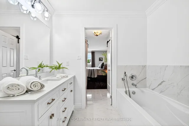 Additional image 24 of 2 Newell Crt