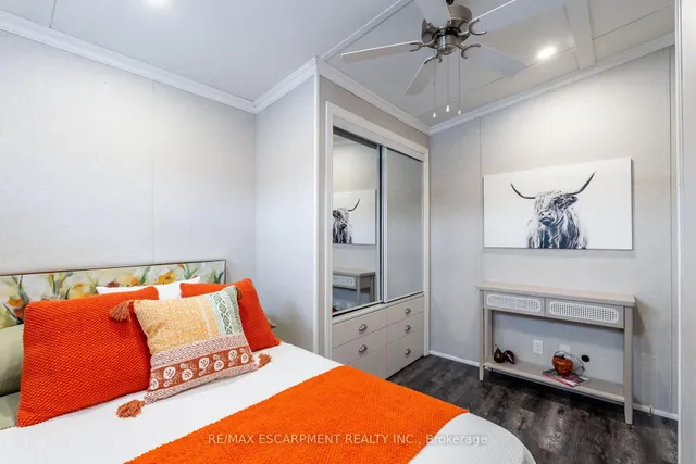 Additional image 36 of 4449 MILBUROUGH Line Unit 8 Poplar