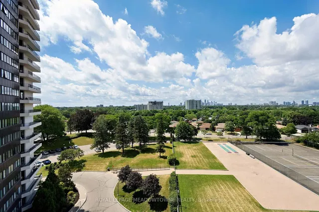 Additional image 20 of 1333 Bloor St Unit 805