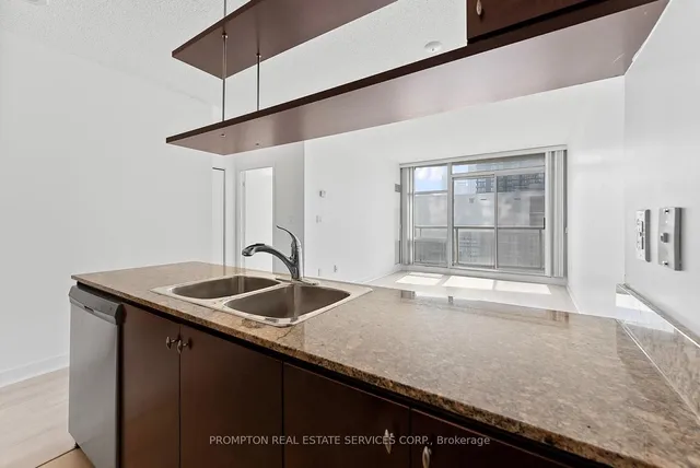 Additional image 20 of 10 Navy Wharf Crt Unit 1101