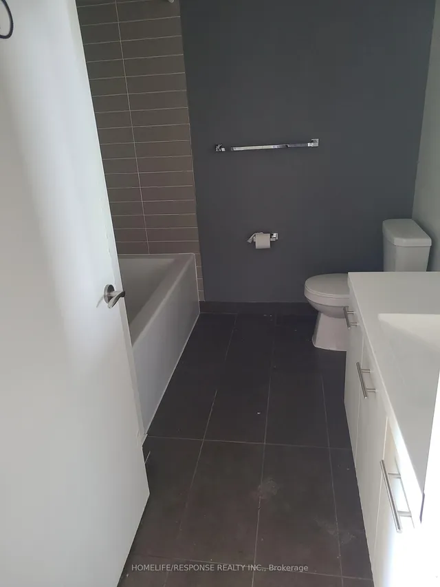 Additional image 6 of 1 VALHALLA INN Rd Unit 2103