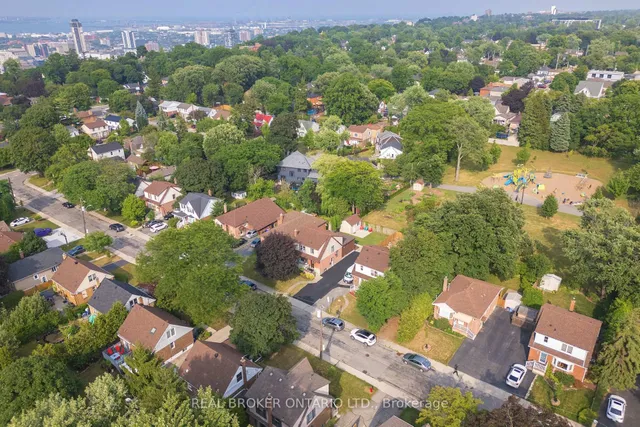 Additional image 47 of 39 Cloverhill Rd