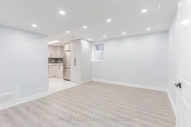 Additional image 31 of 60 Cherrytree Dr