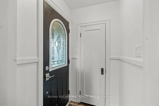 Additional image 6 of 103 Cameron Ave