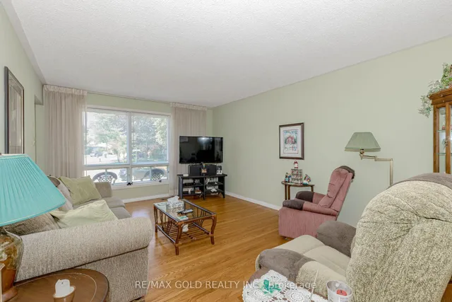 Additional image 19 of 31 Fallingdale Cres