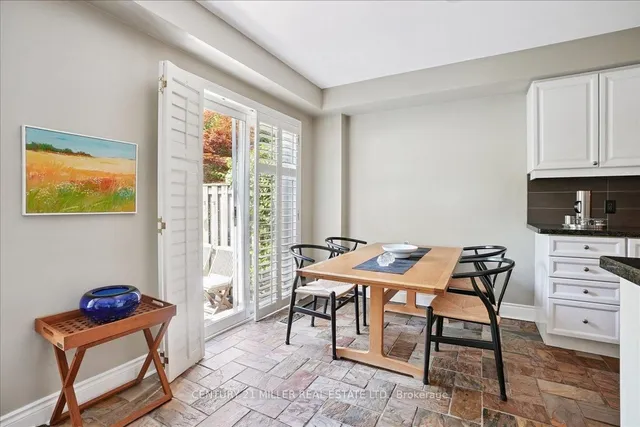 Additional image 14 of 5427 Lakeshore Rd Unit 4