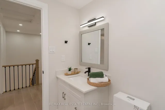 Additional image 28 of 29 Geraldine Crt