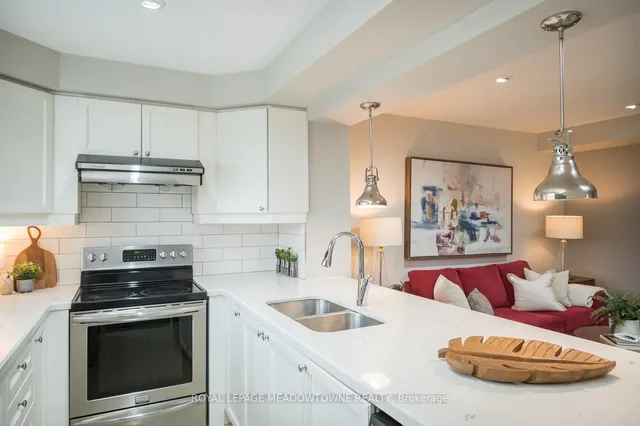Additional image 12 of 298 Reis Pl