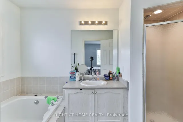 Additional image 33 of 1 Eastview Gate