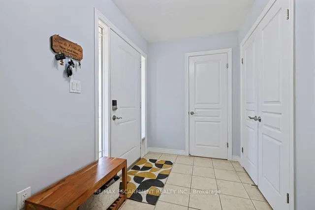 Additional image 8 of 235 Bellagio Ave