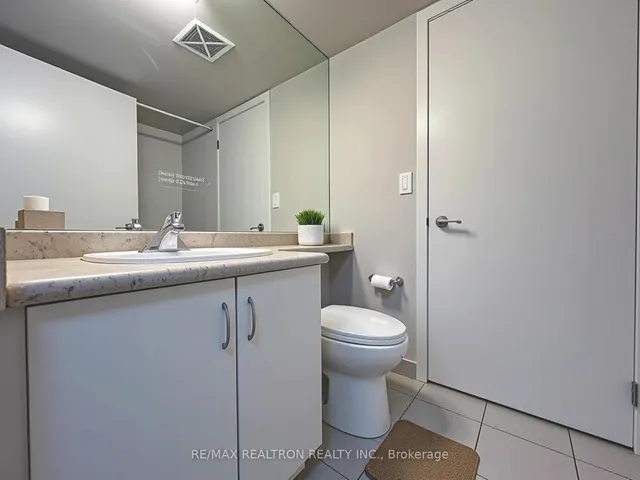 Additional image 17 of 209 Fort York Blvd Unit 969