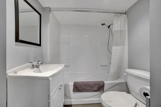 Additional image 26 of 47 Worsley Rd