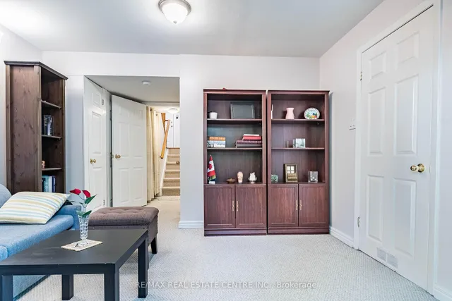 Additional image 39 of 1221 Dundix Rd