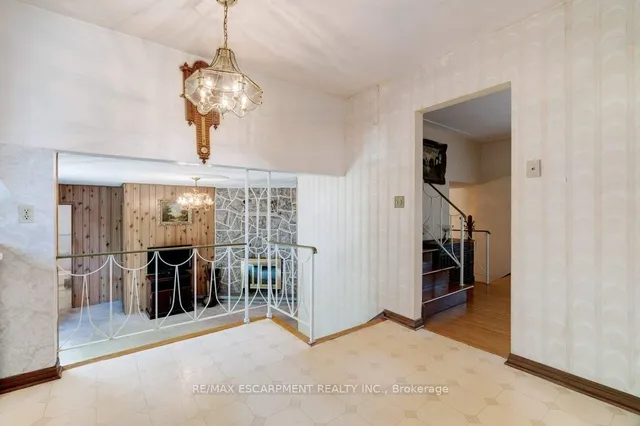 Additional image 16 of 56 Gray Rd