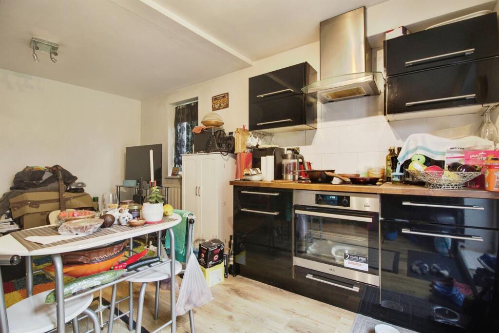 Additional image 5 of Woodhall Lane, Welwyn Garden City