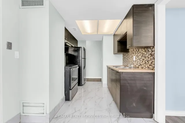 Additional image 17 of 21 Markbrook Lane Unit 306