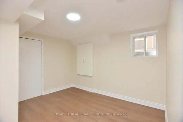 Additional image 45 of 71 Villadowns Tr