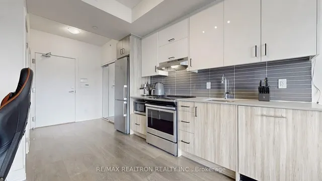 Additional image 18 of 180 Fairview Mall Dr Unit 1605