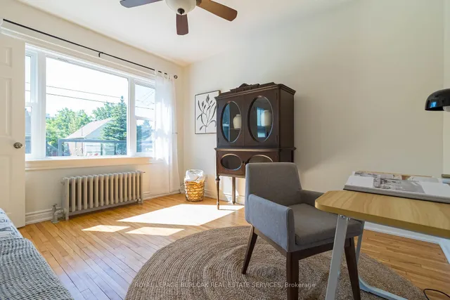 Additional image 3 of 116 1st St