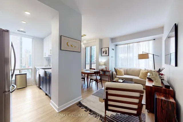 Additional image 2 of 85 Bloor St Unit 1402