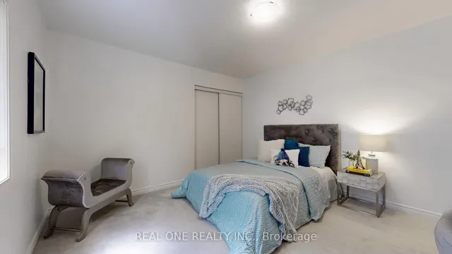 Additional image 40 of 561 KENNEDY Circ