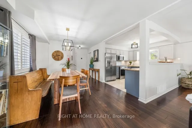 Additional image 20 of 12 Valridge Crt