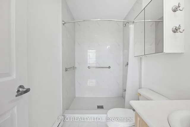 Additional image 20 of 225 Wellesley St Unit 1203
