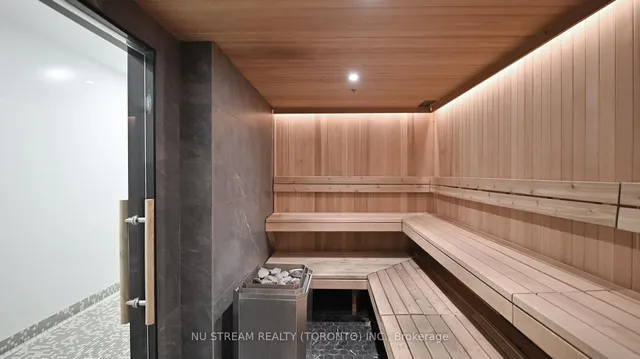 Additional image 27 of 81 Navy Wharf Crt Unit 2812