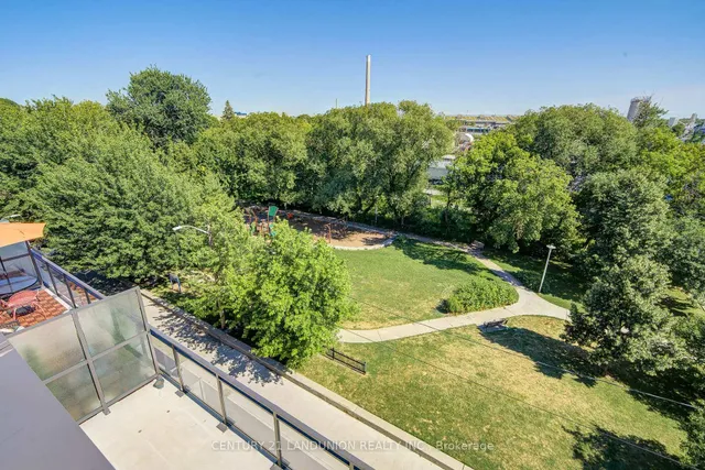 Additional image 16 of 1285 Queen St Unit 512