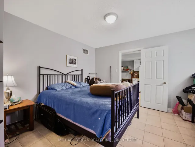 Additional image 28 of 21 Foster St