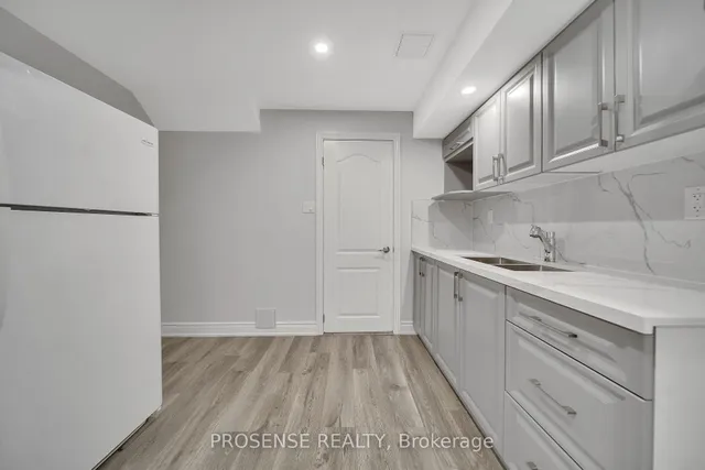 Additional image 43 of 4 Avocet Gate