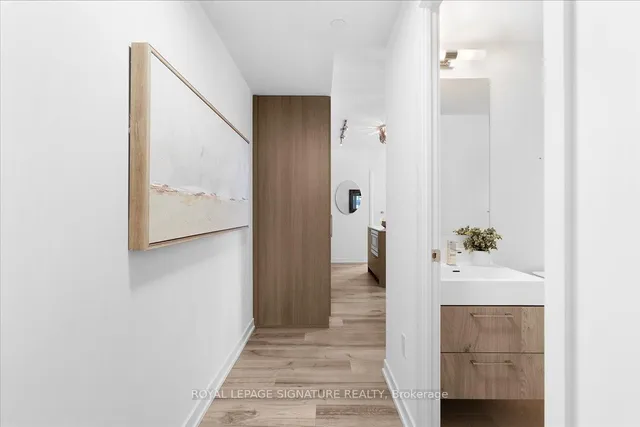 1 Yorkville Ave Unit 1402