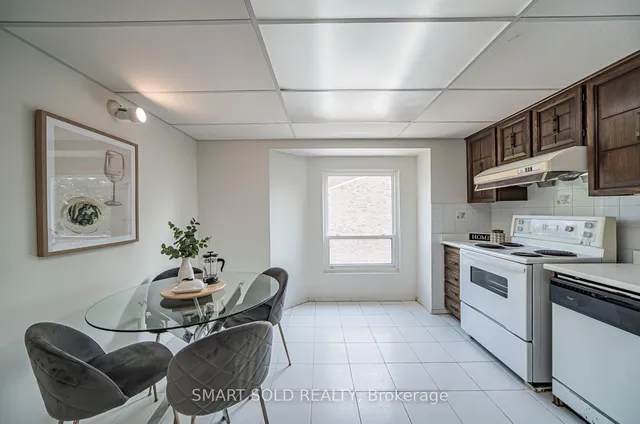 Additional image 15 of 2800 Midland Ave Unit 19