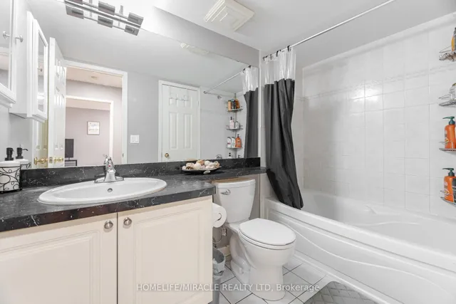 Additional image 38 of 83 Mondeo Dr Unit 32