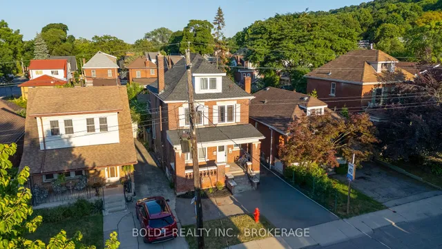 Additional image 3 of 209 Rosslyn Ave