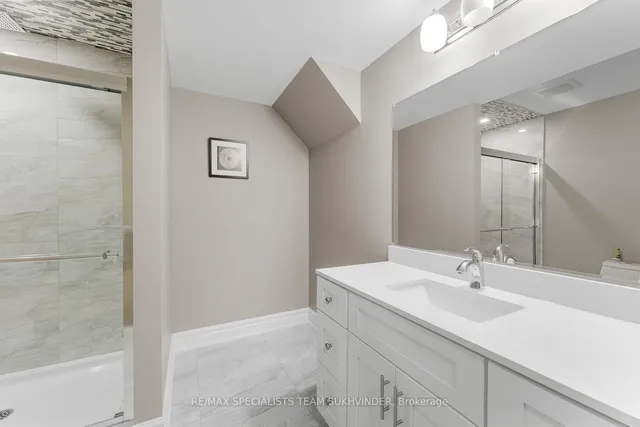 Additional image 40 of 4 Rockton Crt