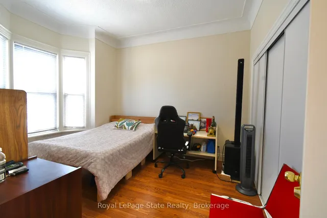 Additional image 13 of 13 Leeming St