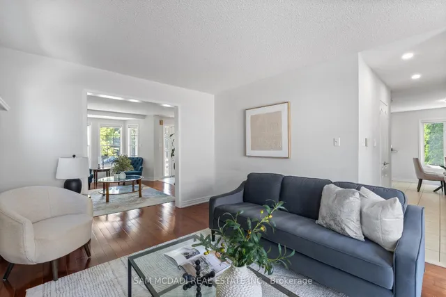 Additional image 8 of 1755 Crately Crt