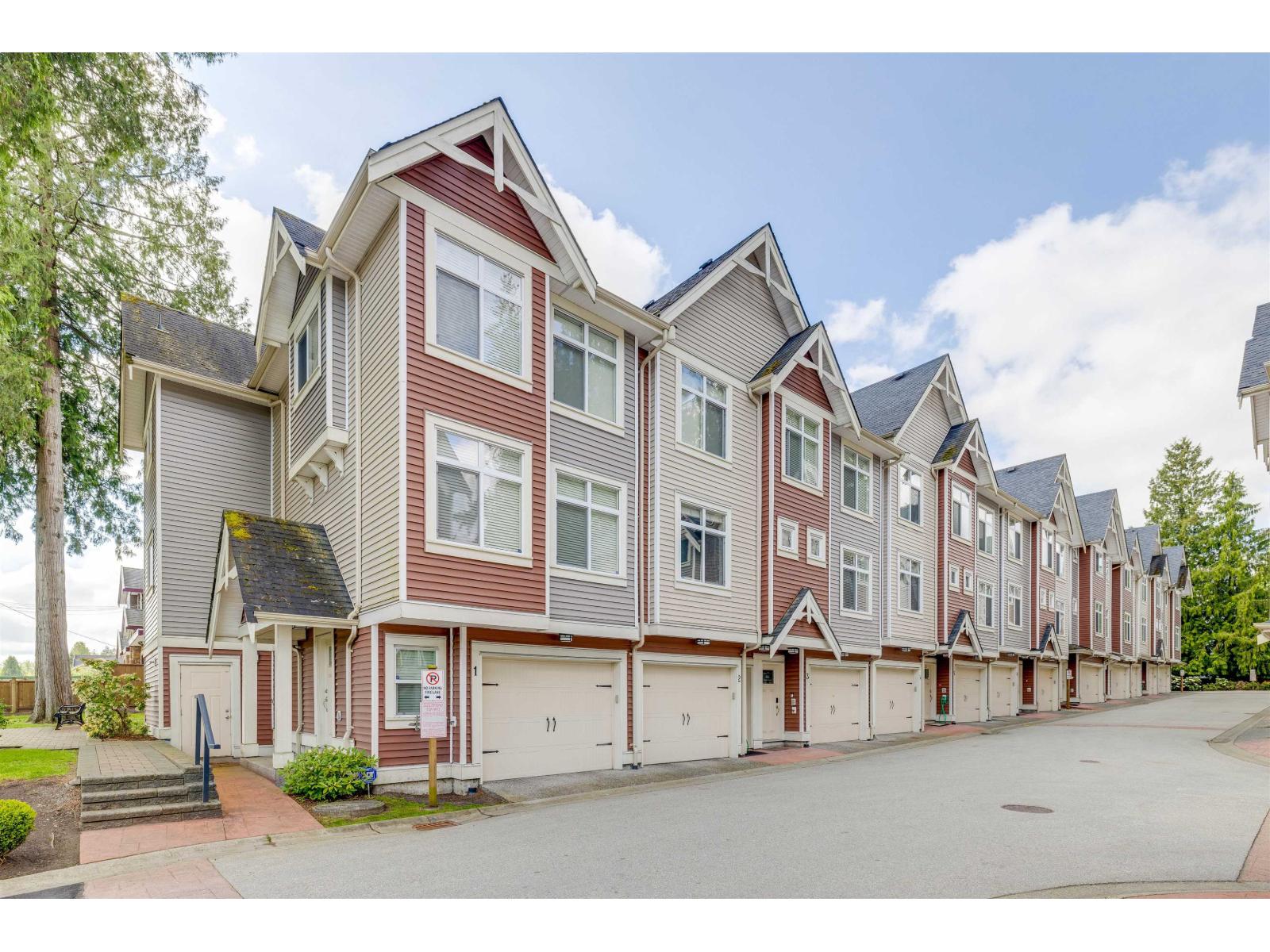 2 10265 141 STREET|Surrey, British Columbia V3T4P9