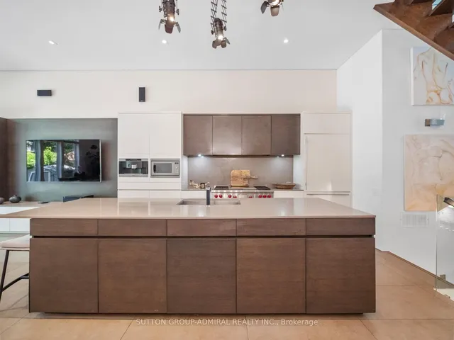 Additional image 10 of 416 Roselawn Ave